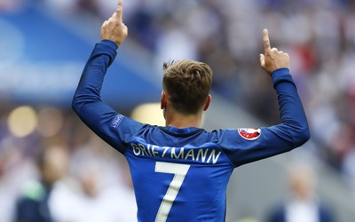 浩瀚体育热评-伊拉克队团队足球诠释团结力量